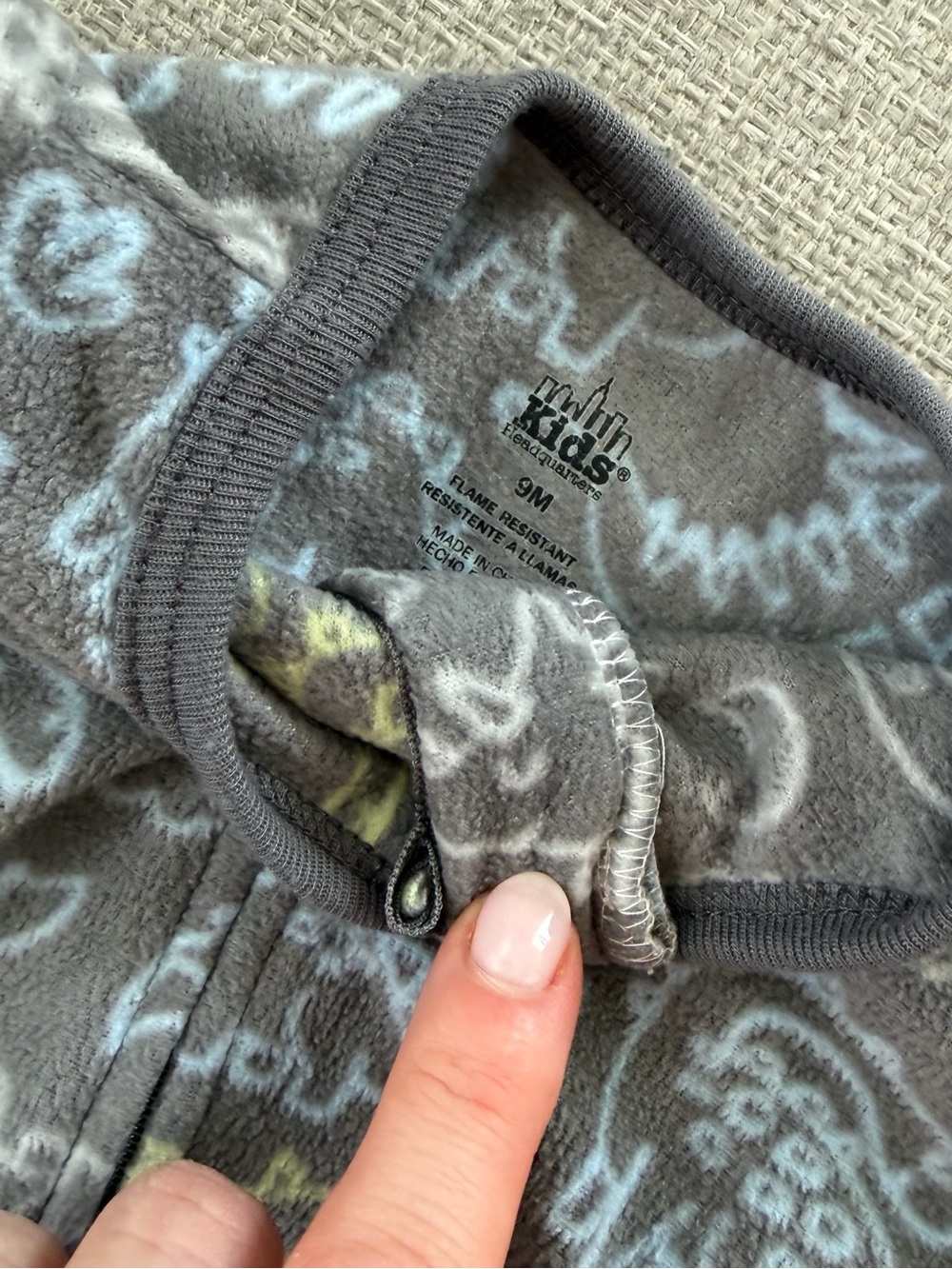 Baby Fleece One-Piece Sleepers with Dinosaur Print - Gray & Light Blue 9 months - Picture 7 of 7